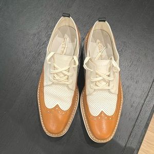 Women's ØriginalGrand Platform Wingtip Oxfords / women's 8 / Cole Haan